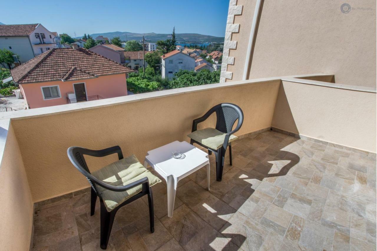 Apartmani Kankaras - Sea View Tivat Exterior photo