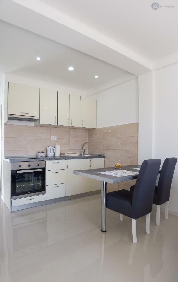 Apartmani Kankaras - Sea View Tivat Exterior photo