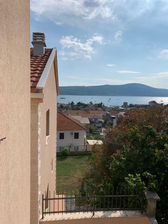 Apartmani Kankaras - Sea View Tivat Exterior photo